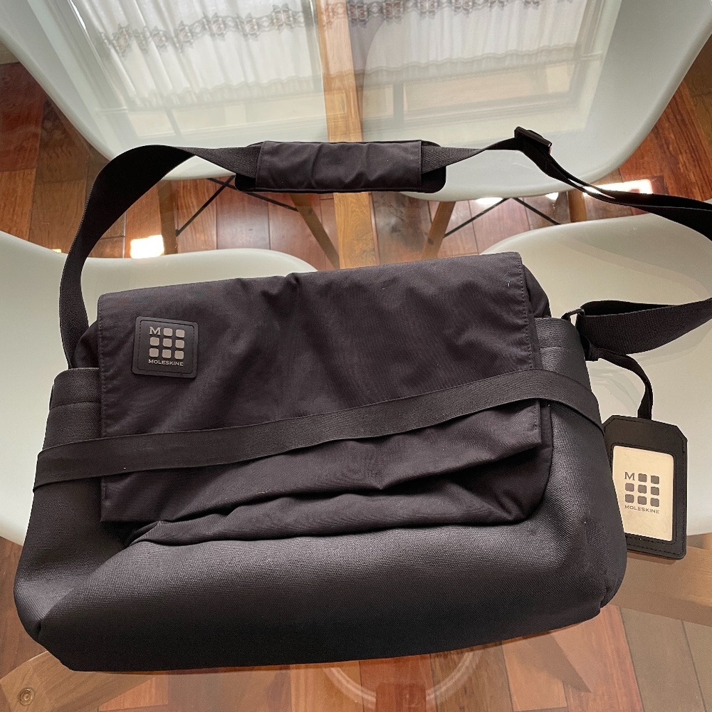 Moleskine Nomad Messenger Bag Gem